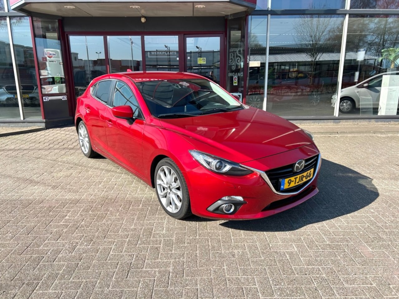 Mazda 3 - 2.0 GT-M 2.0 GT-M    165 pk - AutoWereld.nl