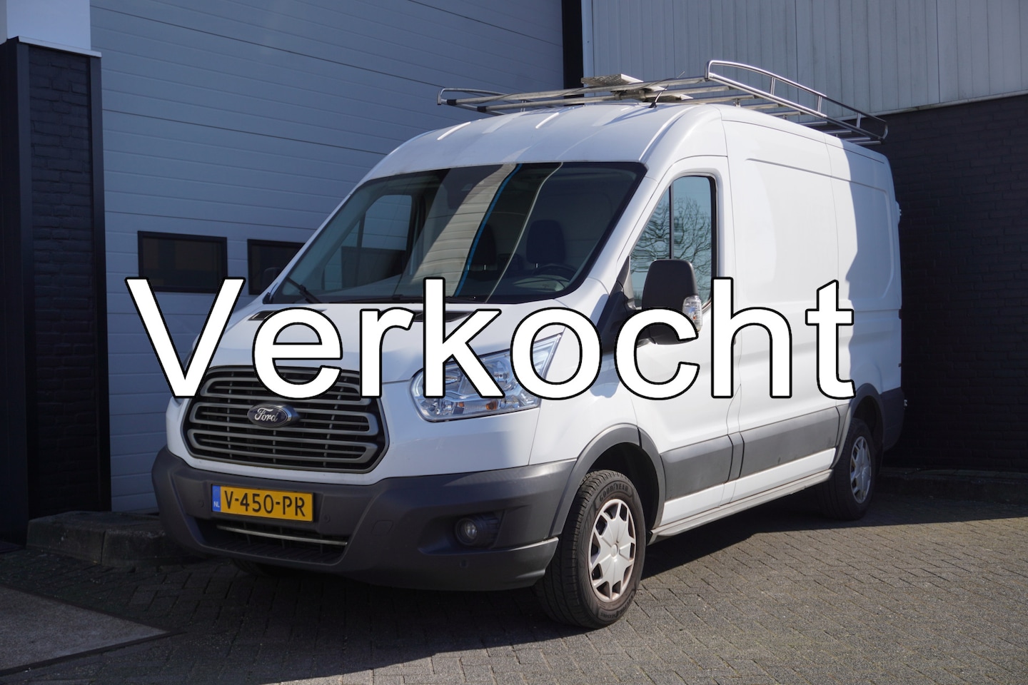 Ford Transit - 2.0 TDCI L2H2 105PK EURO 6 - Airco - Cruise - PDC - € 13.900,- Excl. - AutoWereld.nl