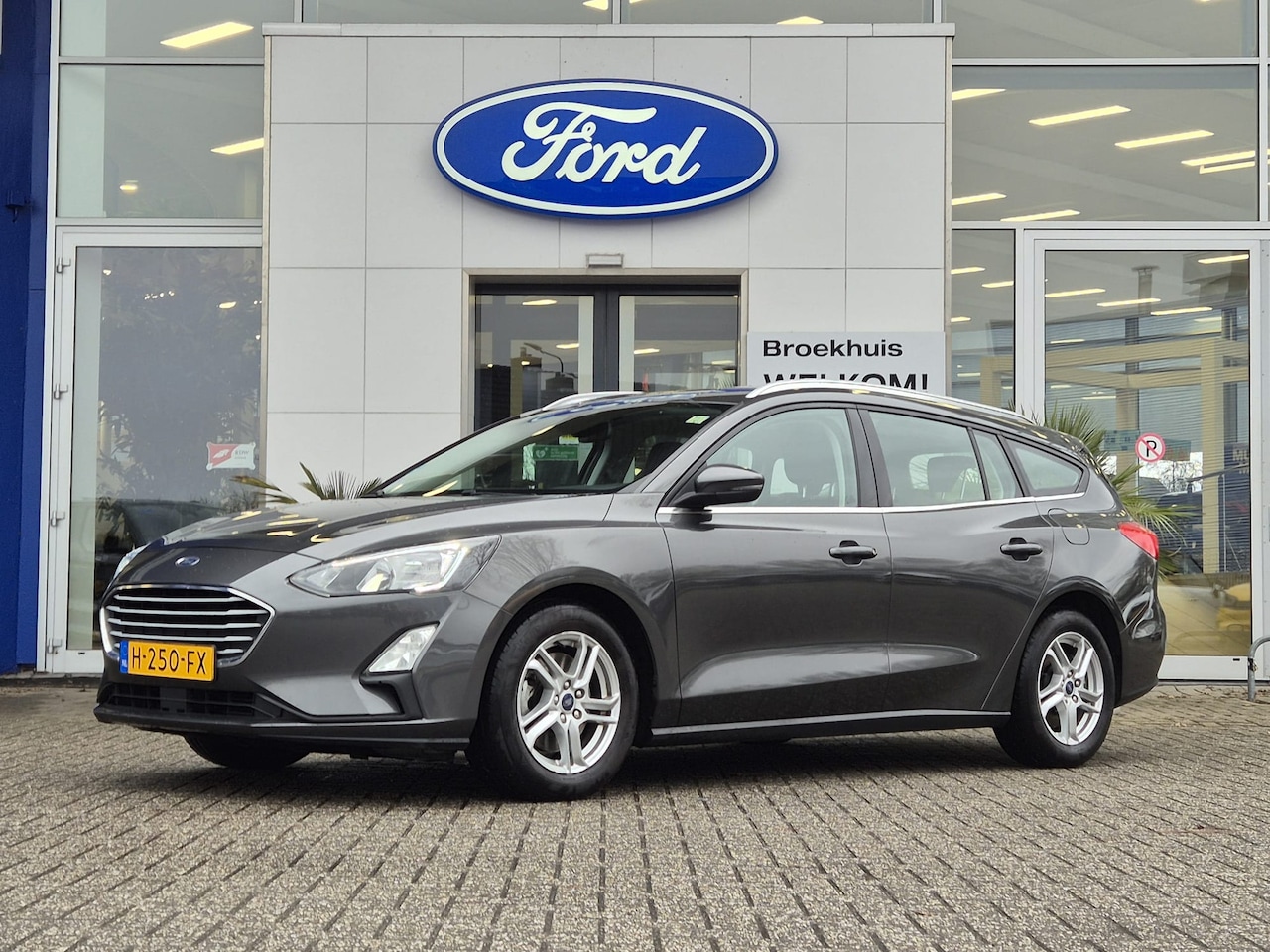 Ford Focus - 1.0 EcoB Cruisecontrol | LMV 16 Inch | Apple Carplay/Android - AutoWereld.nl