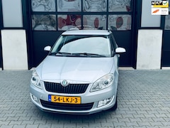 Skoda Fabia Combi - 1.2 TSI Ambition | volledig onderhoud | nette auto | NAP |