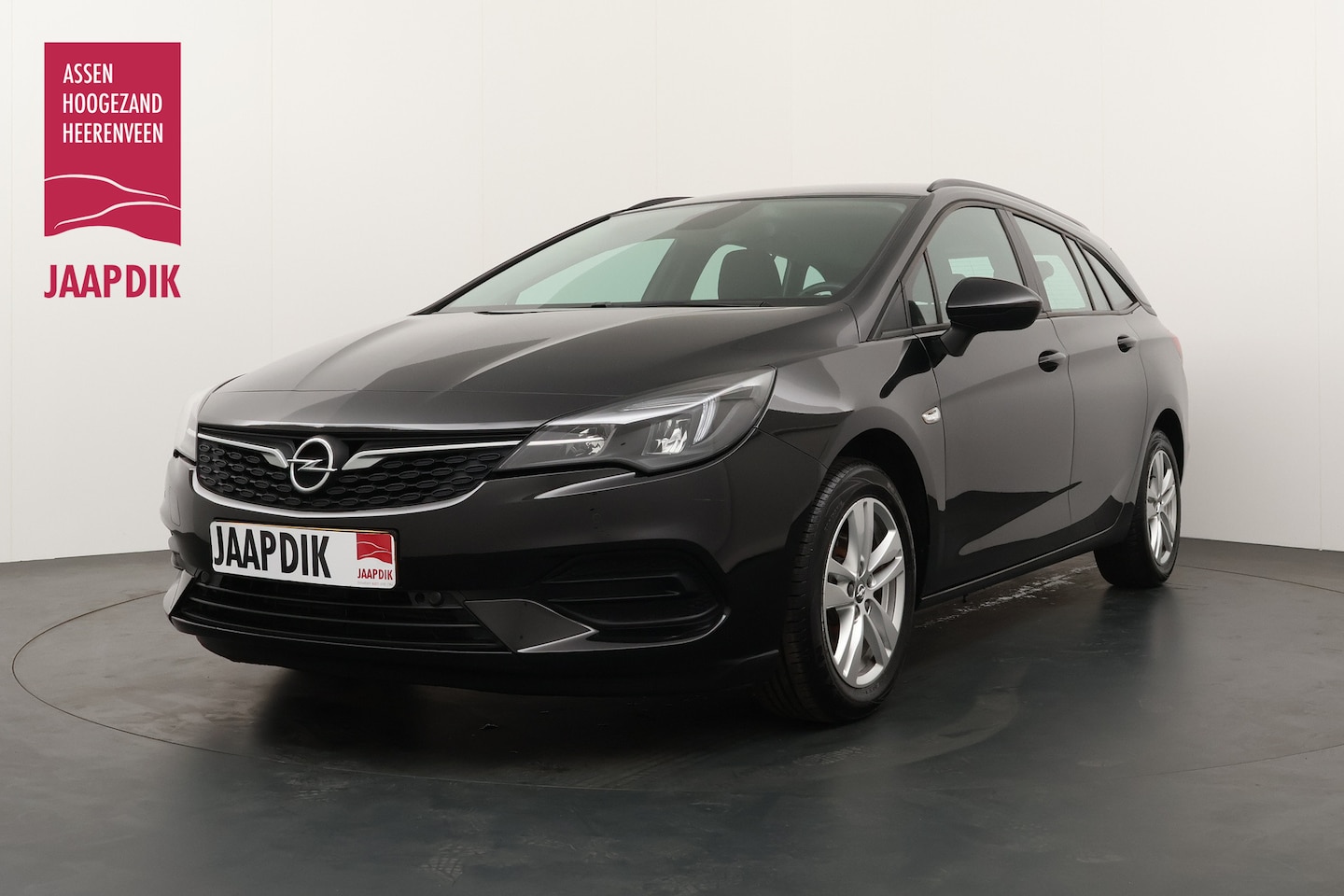 Opel Astra Sports Tourer - BWJ 2021 | 1.2 111PK Bussines Ed. | AIRCO | NAVI | CRUISE | CARPLAY | LICHTMETAAL | - AutoWereld.nl