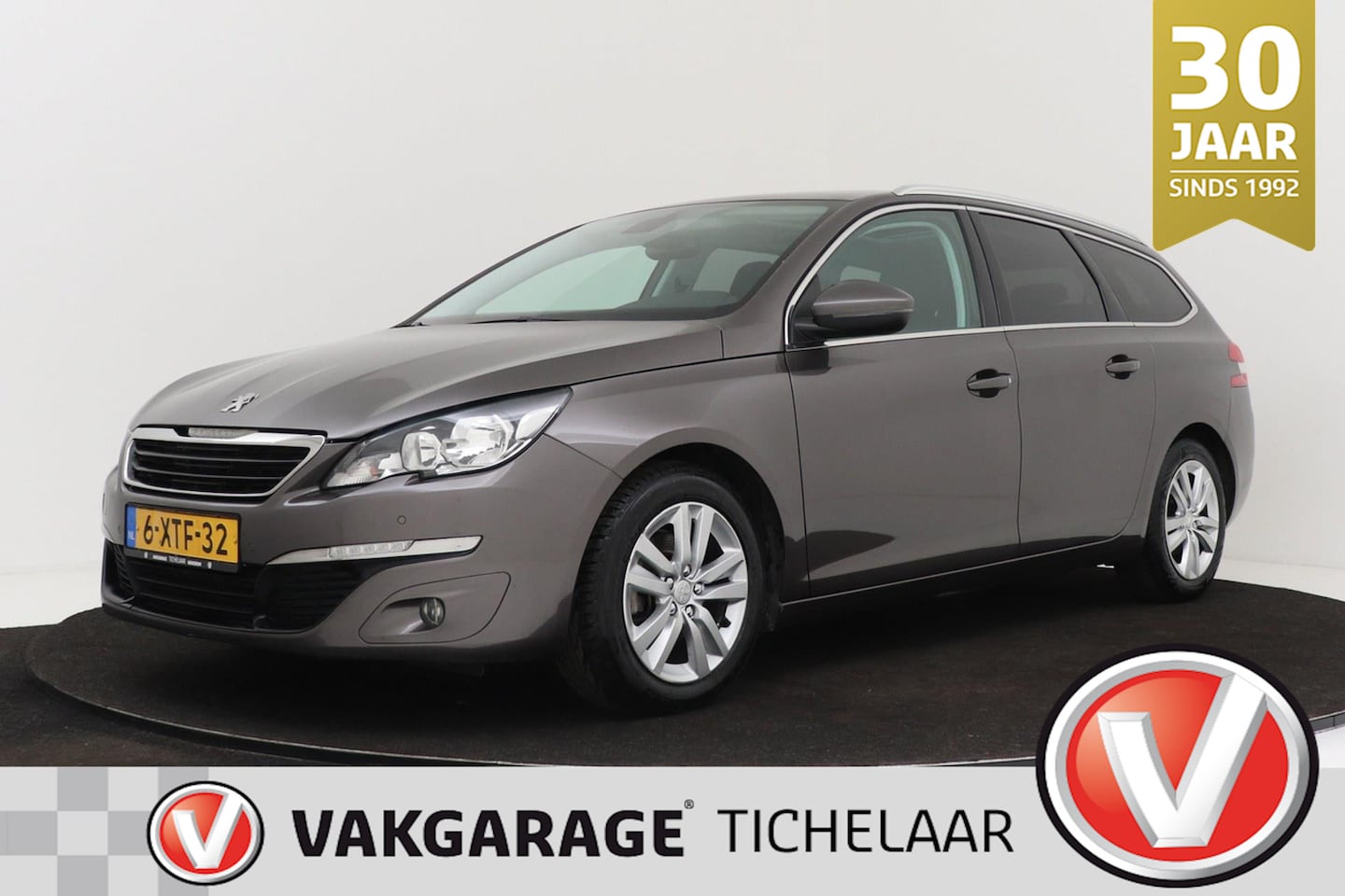 Peugeot 308 SW - 1.6 BlueHDI Blue Lease Executive | Inruilkoopje | Nieuwe APK | Trekhaak | Panoramadak - AutoWereld.nl