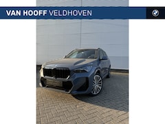 BMW X1 - xDrive25e High Executive M Sport Automaat / Trekhaak / Sportstoelen / Adaptieve LED / M Ad