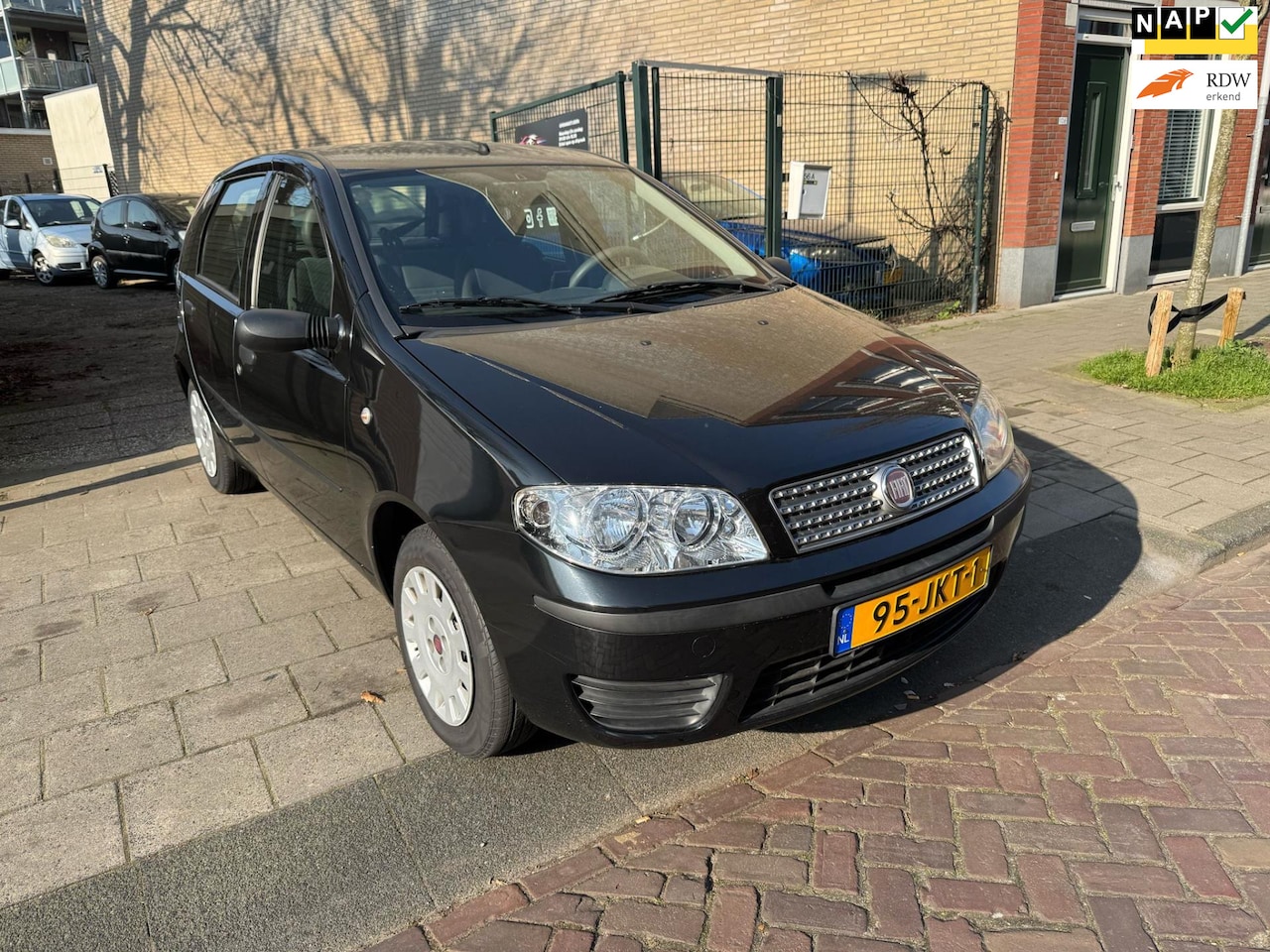 Fiat Punto - 1.2 Active Benzine Handgeschakeld 5Deurs NAP leuke auto! - AutoWereld.nl