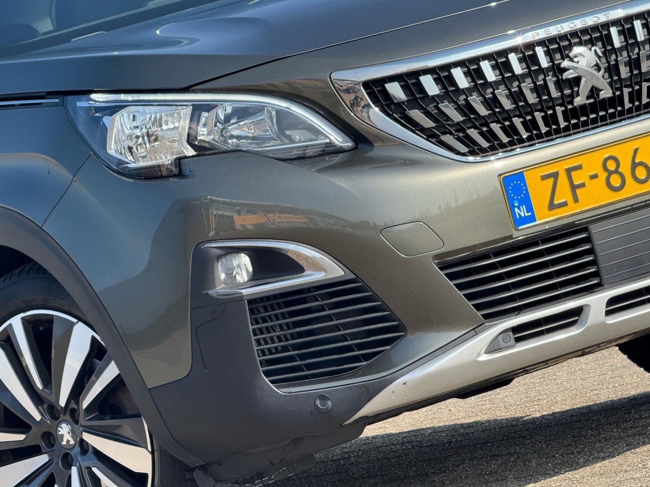 Peugeot 3008 - 1.2 PureTech 130pk Allure Automaat - Amazonite - 80dkm - Nwstaat - AutoWereld.nl