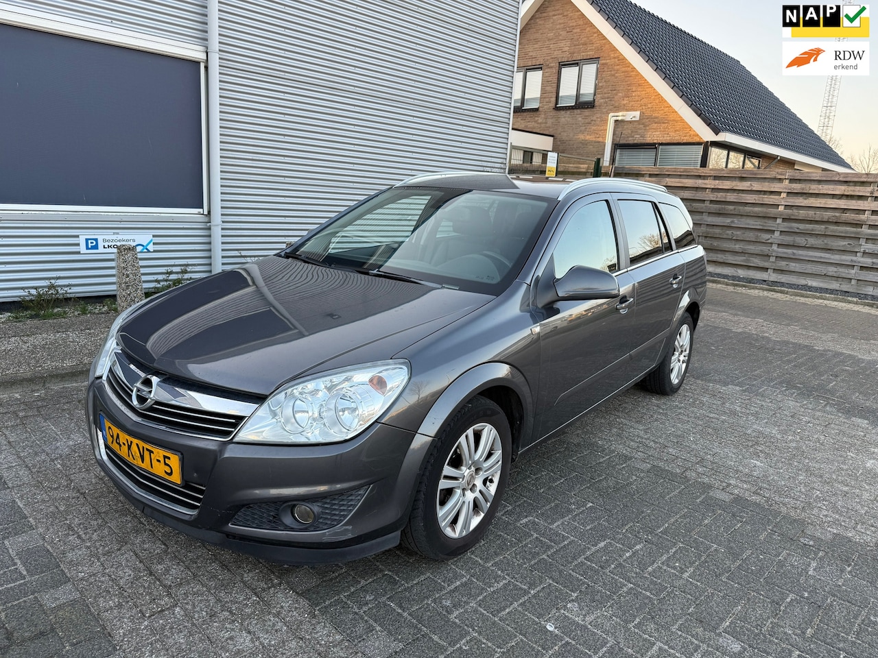 Opel Astra Wagon - 1.7 CDTi ecoFLEX Cosmo Bj:2010 Euro 5 NAP! - AutoWereld.nl