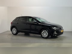 Volkswagen Polo - 1.0 TSI Comfortline Parkeersensoren Navigatie DAB+ App-Connect