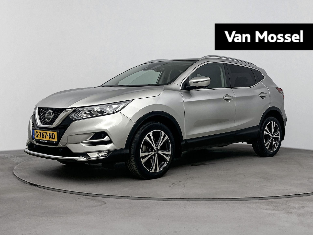 Nissan Qashqai - 1.3 DIG-T N-Connecta 160pk | Automaat | Navigatie | Trekhaak | Panoramadak | Lage KM-stand - AutoWereld.nl