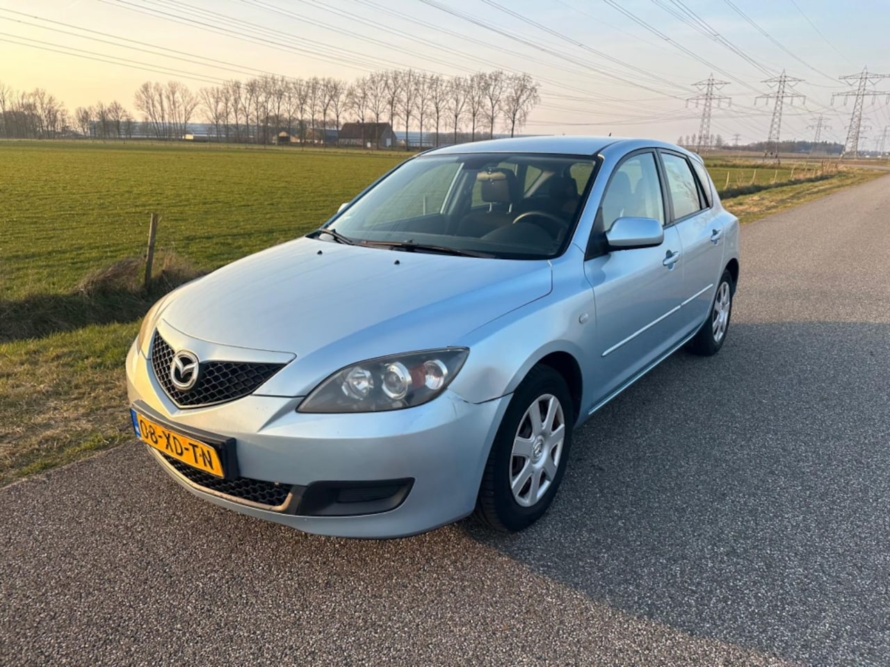 Mazda 3 - 1.6 S-VT Touring AIRCO ! - AutoWereld.nl