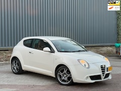 Alfa Romeo MiTo - 1.3 JTDm ECO Essential 1e Eignr |Leder |Clima |Lmv |Nap |Boekjes