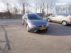 Seat Leon ST - 1.0 EcoTSI Style Business Intense TREKHAAK CARPLAY NAVI CLIMA