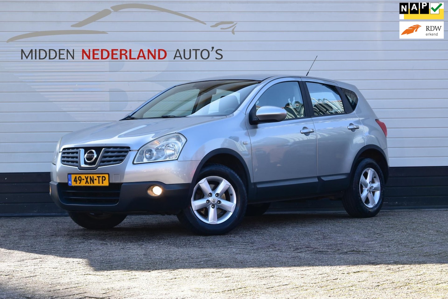 Nissan Qashqai - 1.6 Acenta * NETTE STAAT * NIEUWE APK * NAP PAS * - AutoWereld.nl