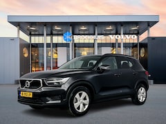 Volvo XC40 - T2 A/T Momentum Core | 17" | Stoelverwarming | Parkeersensoren | Climate Control | DAB+ |