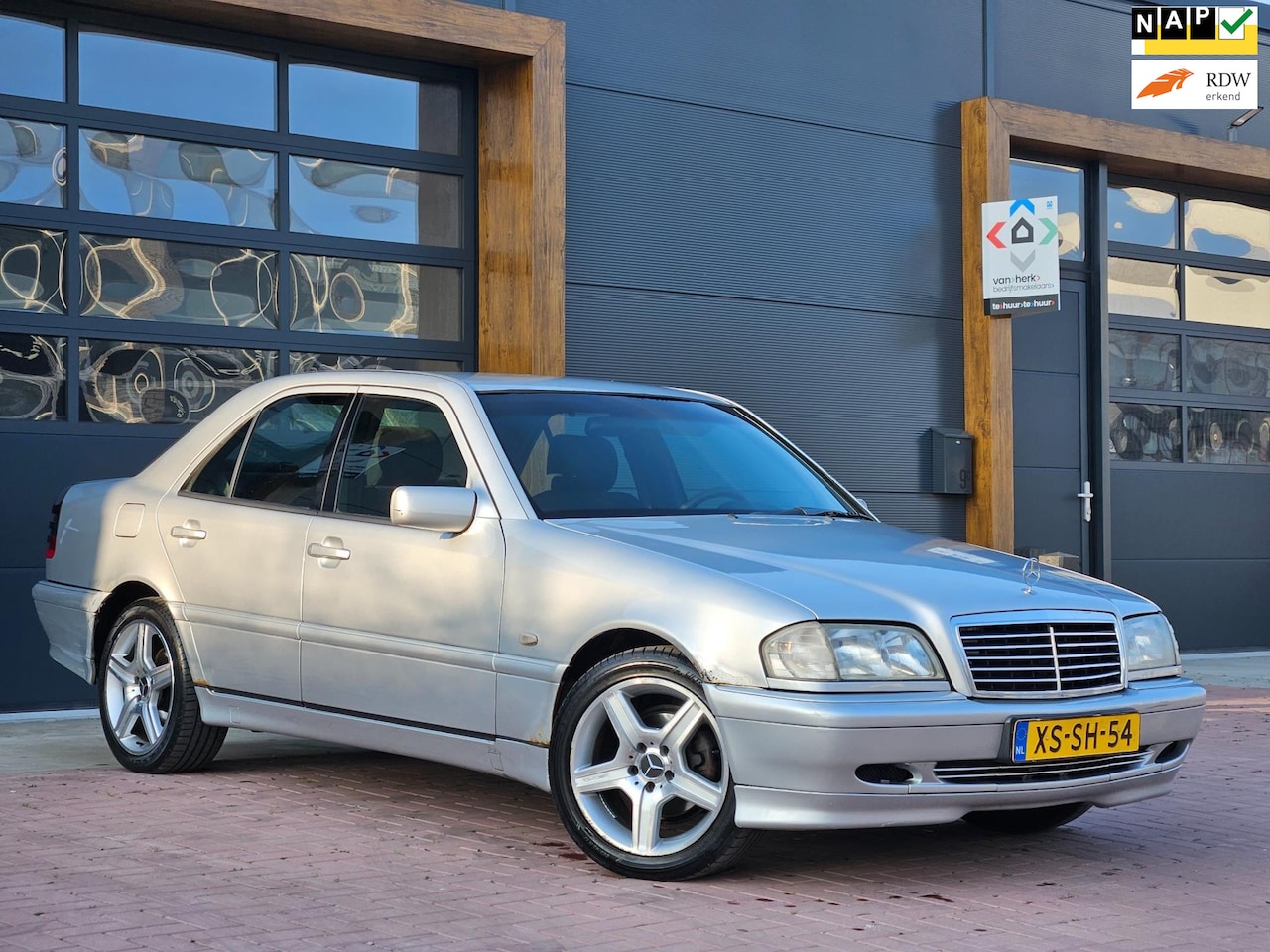 Mercedes-Benz C-klasse - 200 CDI Sport Automaat |Cuise |Lmv |Trekhaak |Nap - AutoWereld.nl