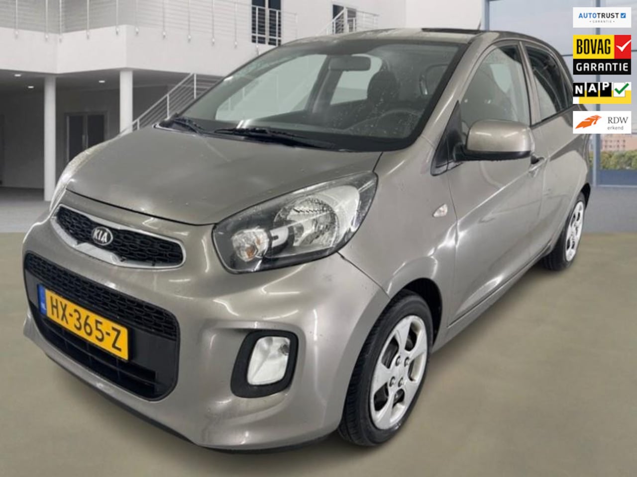 Kia Picanto - 1.0 CVVT ComfortLine 2e Eig. 74.290 km NL-auto - AutoWereld.nl