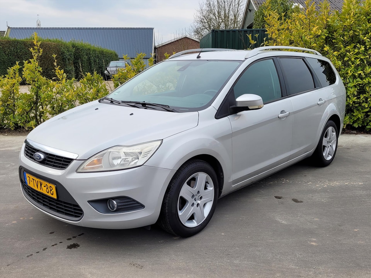 Ford Focus Wagon - 1.6 | Airco | LM Velgen | Elek. Ramen | CV | Bluetooth - AutoWereld.nl