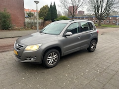 Volkswagen Tiguan - 1.4 TSI Comfort&Design Cruise Trekhaak Airco