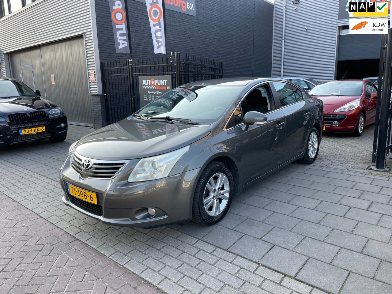 Toyota Avensis - 1.8 VVTi Dynamic 2e Eigenaar! Trekhaak Airco PDC NAP APK - AutoWereld.nl