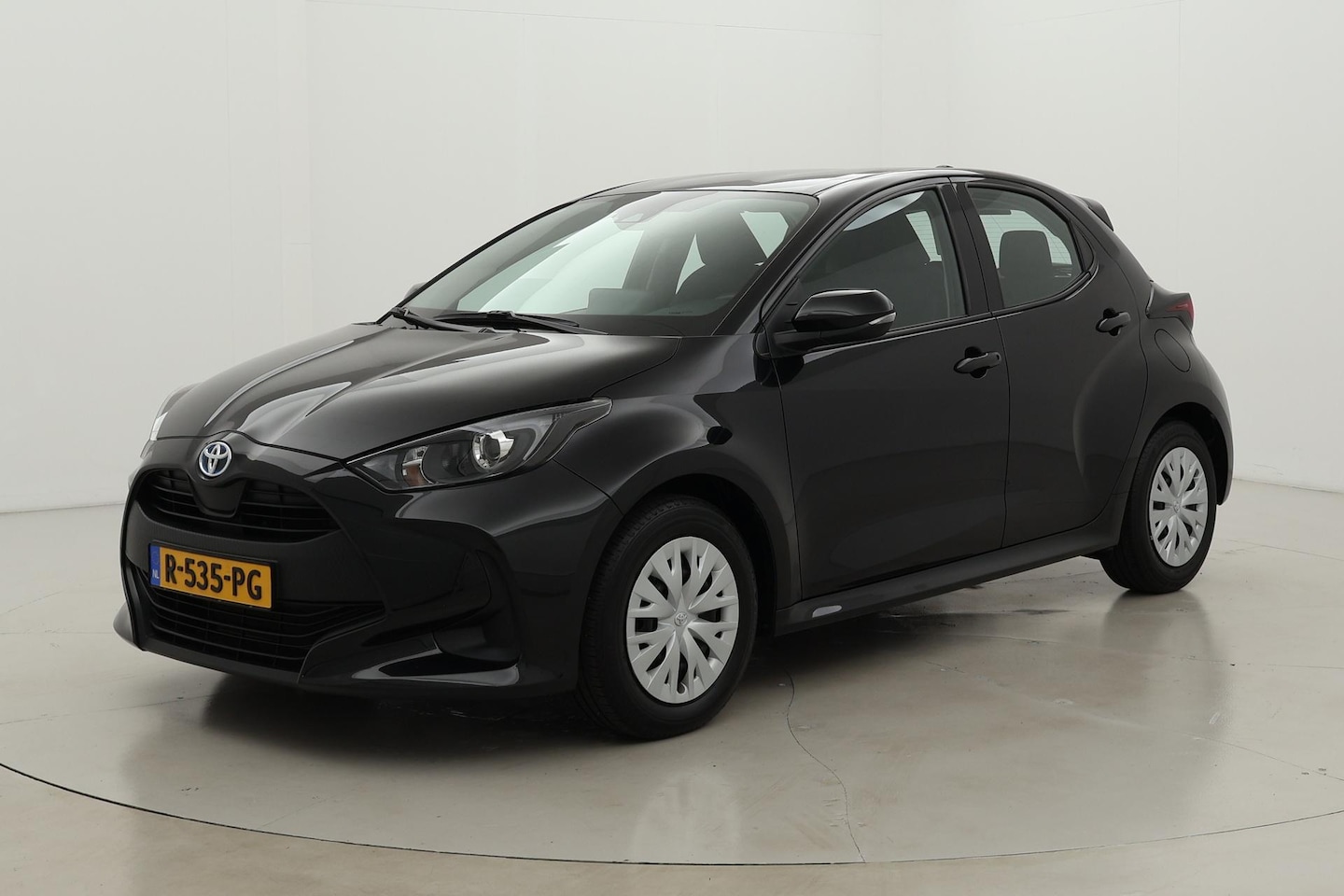 Toyota Yaris - 1.5 Hybrid Active | Apple Carplay / Android Auto | Adaptive Cruise Control | Clima | Camer - AutoWereld.nl