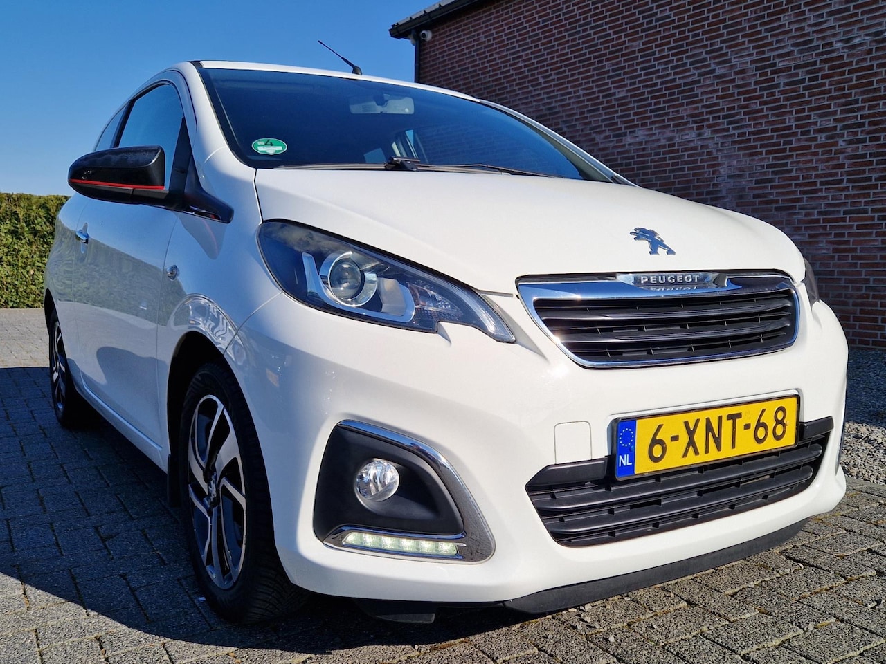 Peugeot 108 - 1.0 e-VTi Allure TOP! 1.0 e-VTi Allure TOP! - AutoWereld.nl