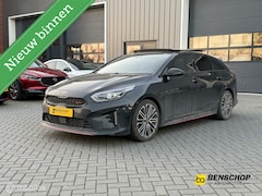 Kia Pro cee'd - ProCeed 1.6 T-GDI GT Schuifdak Alcantara ACC Navi Carplay Camera JBL