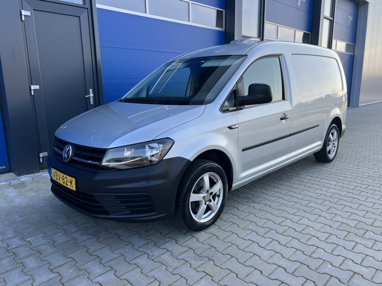 Volkswagen Caddy - 1.6 TDI L2H1 Comfort - AutoWereld.nl