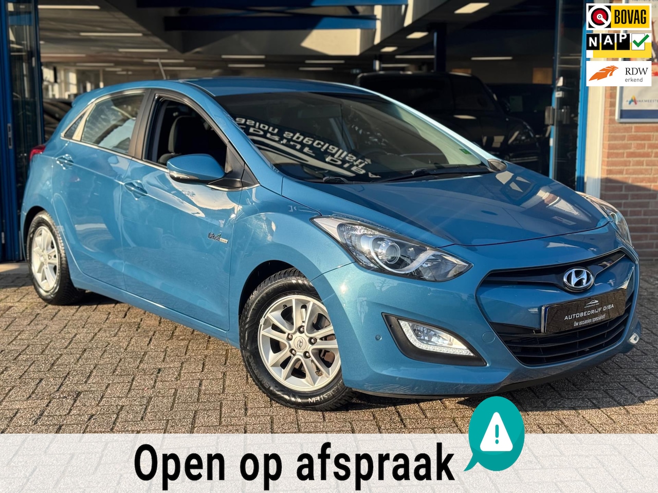 Hyundai i30 - 1.6 GDI Business Edition 2012 NAVI CLIMA CAMERA - AutoWereld.nl