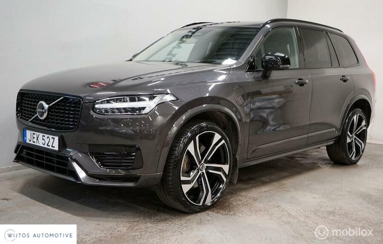 Volvo XC90 - T8 AWD Ultimate Dark, B&W, luchtv, massage - AutoWereld.nl