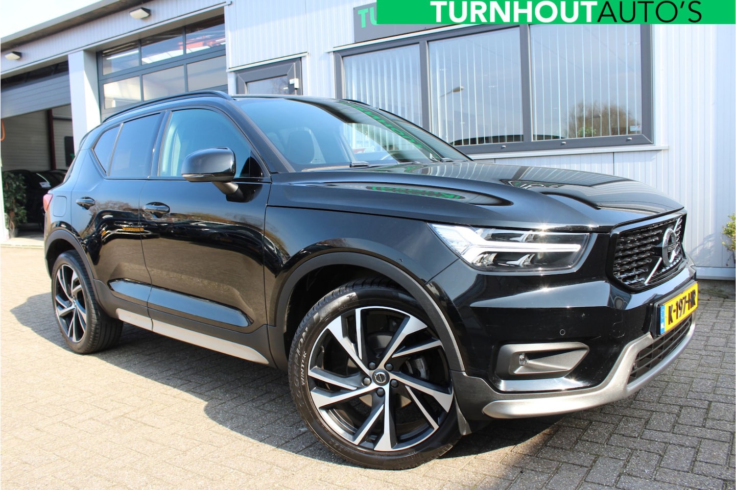 Volvo XC40 - 1.5 T2 R-Design Cam | 20 inch | Blis | Keyless - AutoWereld.nl