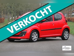 Peugeot 107 - 1.0 12V Active 5 deurs / Airco / APK 25-10-2025 / Splinternieuwe koppeling / LED / Elektri