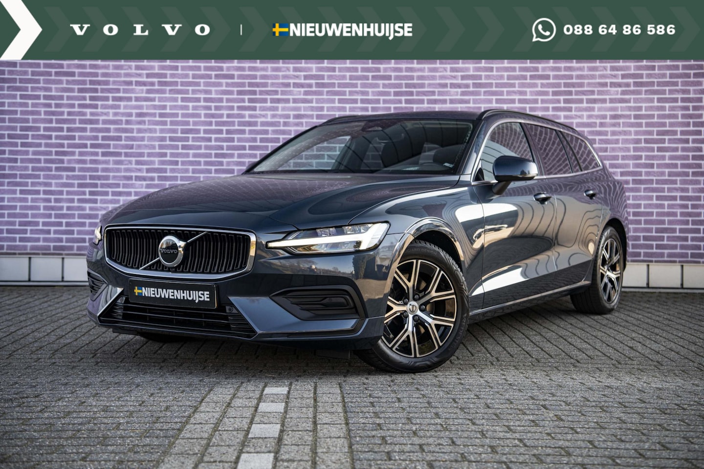 Volvo V60 - 2.0 B3 Core | Navi | Adapt. Cruise | BLIS | Camera | Stoel+Stuurwiel verwarming | Getint g - AutoWereld.nl