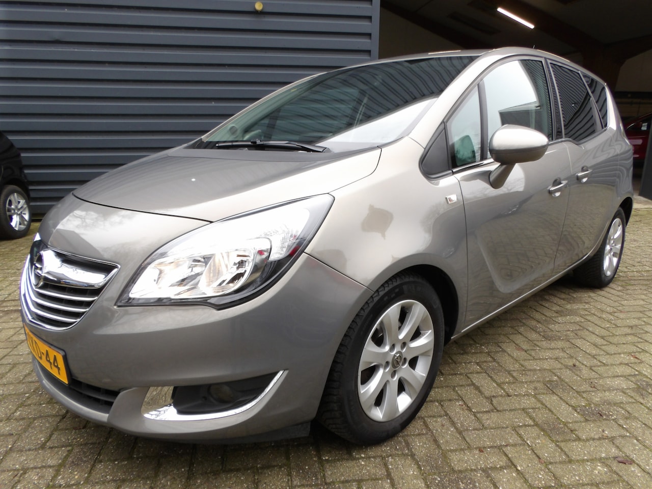 Opel Meriva - 1.4 Turbo Cosmo Trekhaak Navi Cruise Control - AutoWereld.nl