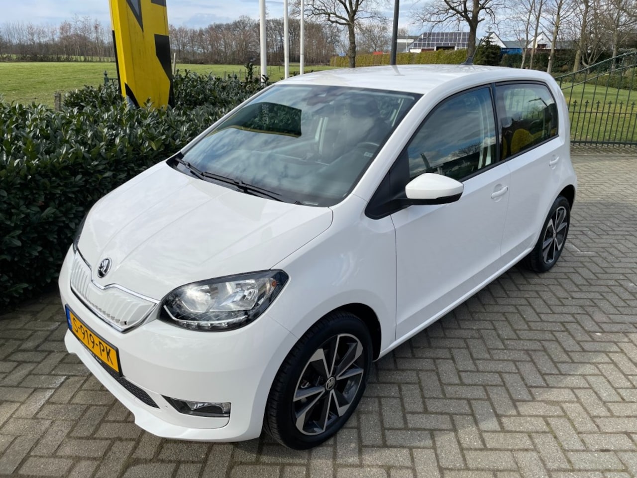 Skoda Citigo e-iV - e-iV EV Style ECC / Winterpakket / PDC - AutoWereld.nl