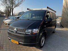 Volkswagen Transporter - 2.0 TDI L1H1 TRENDLINE 3-ZITS *AIRCO - LEDER - TREKHAAK