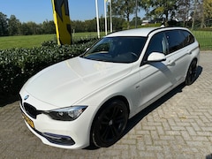 BMW 3-serie Touring - 318i Aut8 Sport Keyless/Leder/Navi