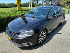 Volkswagen Passat - 1.4 TSI Highline BMT Leder / ECC / PDC