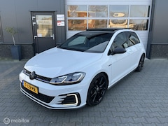 Volkswagen Golf - 7.5 1.4 TSI PHEV GTE / Pano / ACC / CarPlay