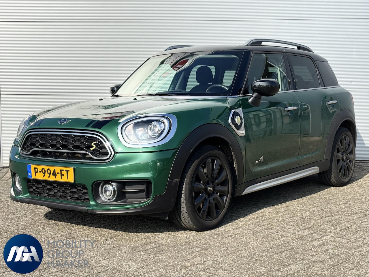 MINI Countryman - Mini 2.0 Cooper S E ALL4 Chili I Automaat I Apple-Android I Parkeercamera - AutoWereld.nl