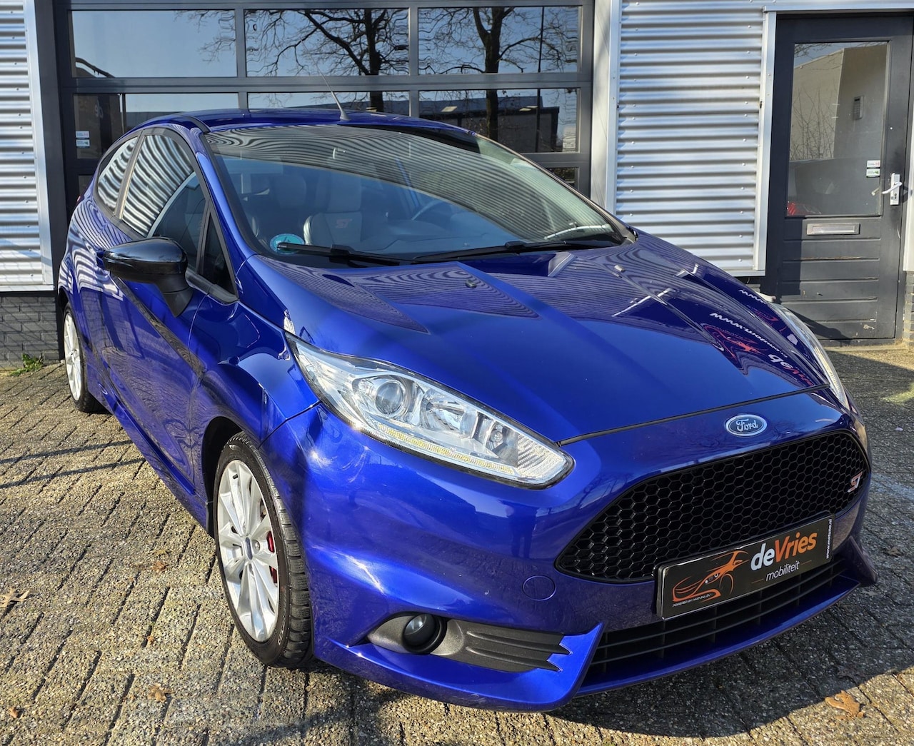 Ford Fiesta - 1.6 ST2 **LEDER-CLIMA-NAVI** - AutoWereld.nl