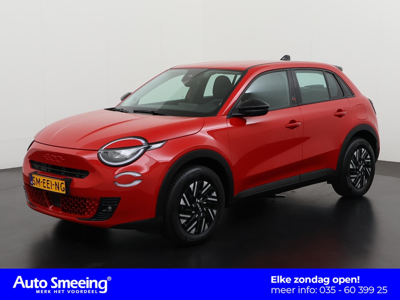 Fiat 600e - RED 54 kWh | Apple Carplay | Parkeersensor | LED | Zondag Open! - AutoWereld.nl