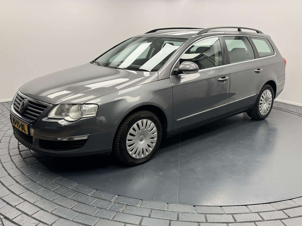 Volkswagen Passat Variant - 1.9 TDi Comfortline Airco-Cr.contr-Trekhaak-Parkeersensoren - AutoWereld.nl