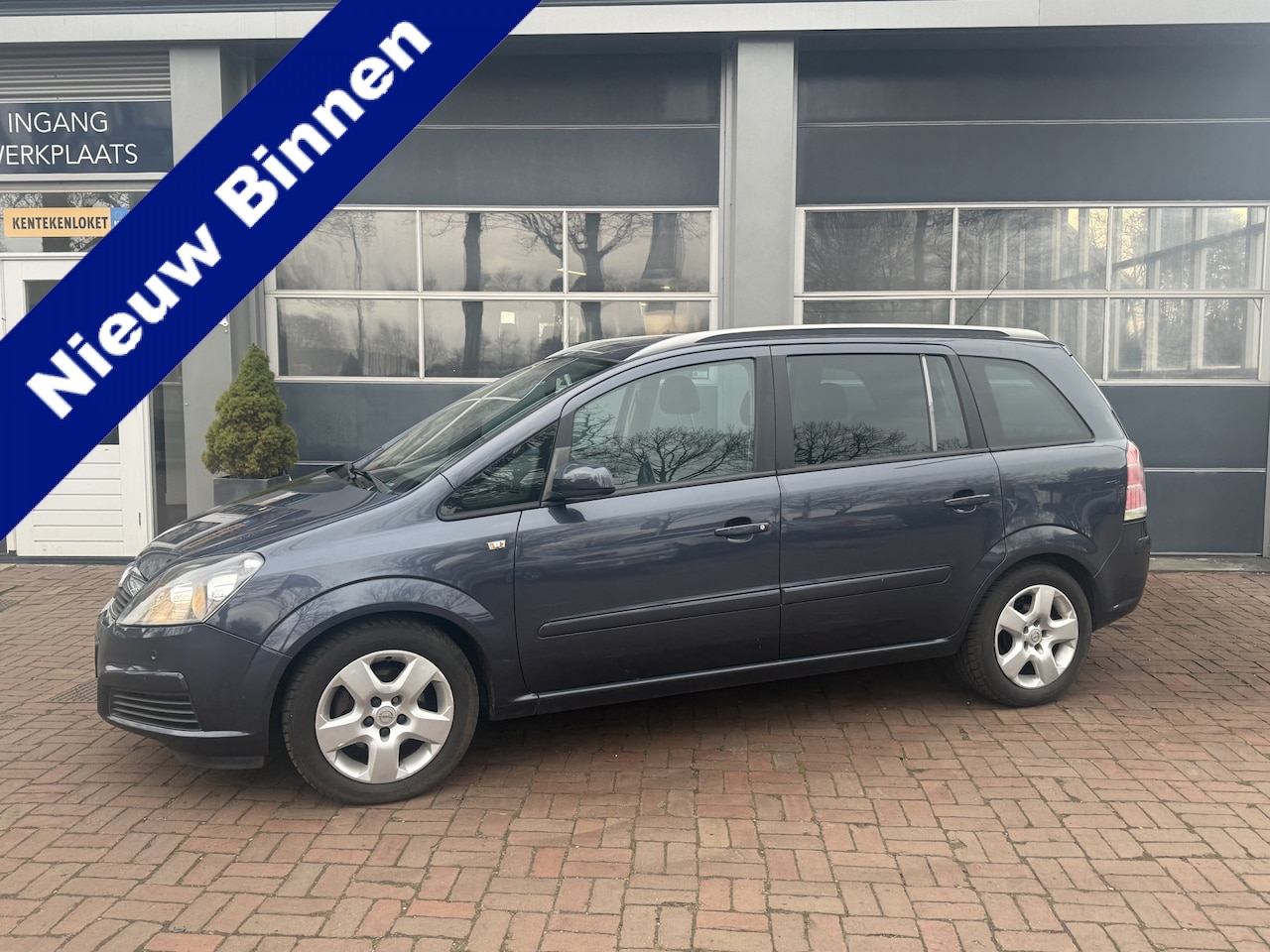 Opel Zafira - 1.8 Enjoy Hoge Zit pdc,trekhaak,Cruise,Clima Bj 2006 141pk - AutoWereld.nl