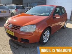 Volkswagen Golf - 1.6 FSI Comfortl Business