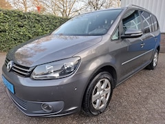 Volkswagen Touran - 1.6 TDI Highline BlueMotion 7p. LEER/CLIMAT/CRUISE/NAVI/PDC 105PK