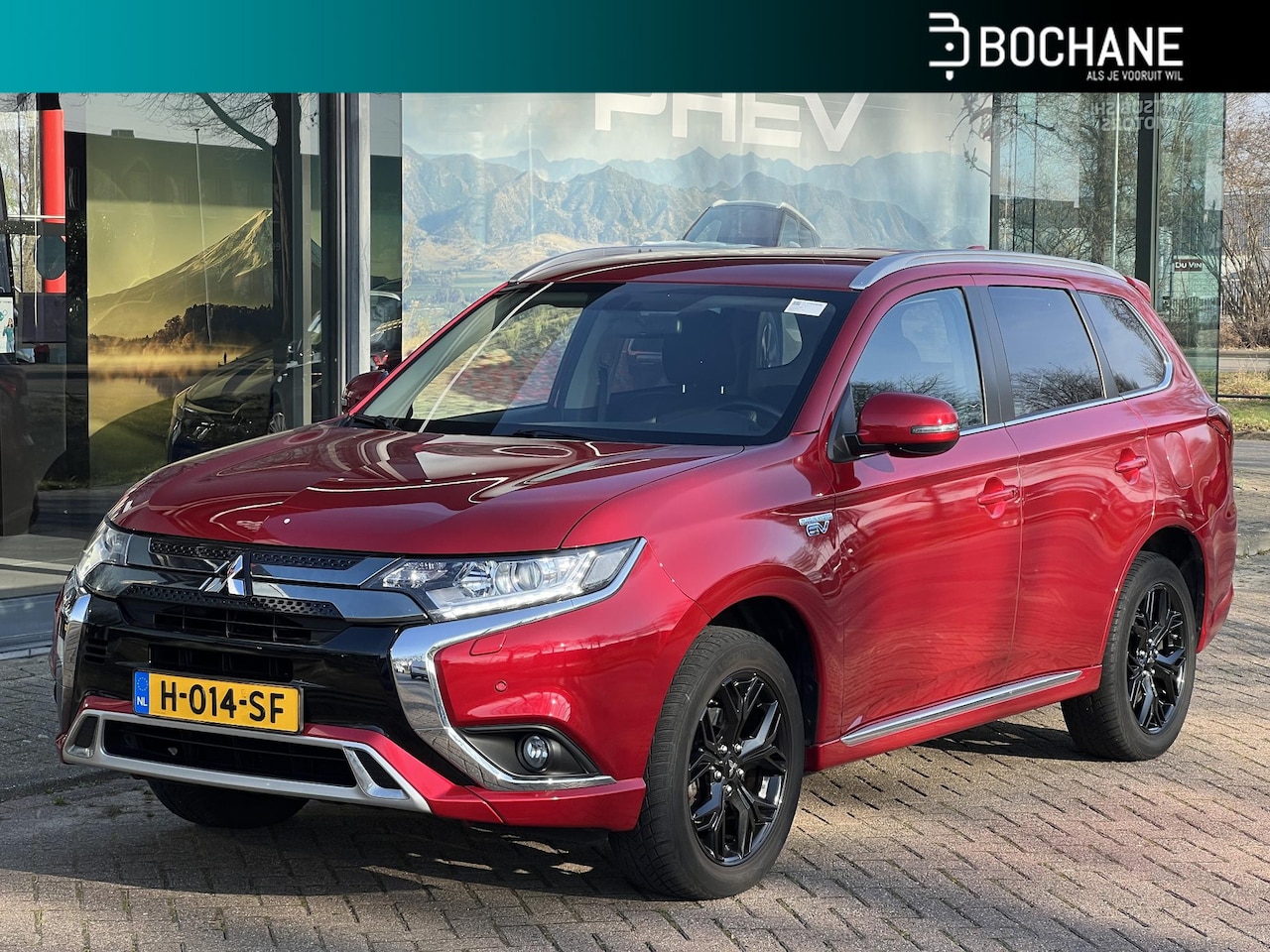 Mitsubishi Outlander - 2.4 PHEV Pure+ | Afneembare trekhaak | Leder | Navigatie met Carplay/Android | - AutoWereld.nl