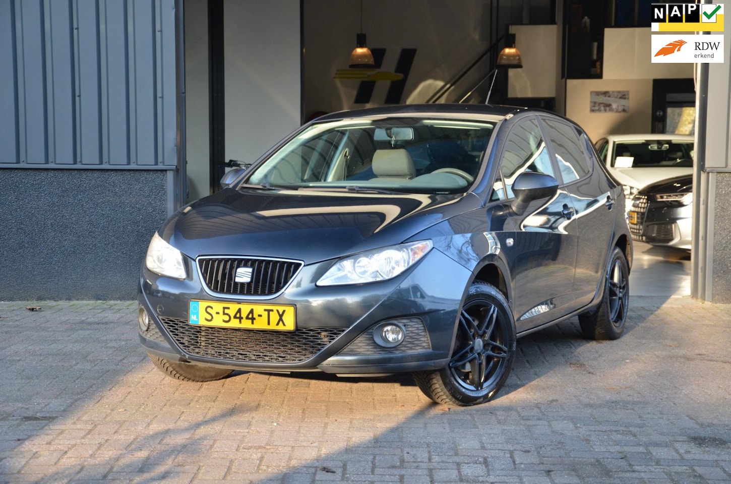 Seat Ibiza - 1.4 Beat 5-drs Cruise|Nieuwe APK|LM-velgen - AutoWereld.nl