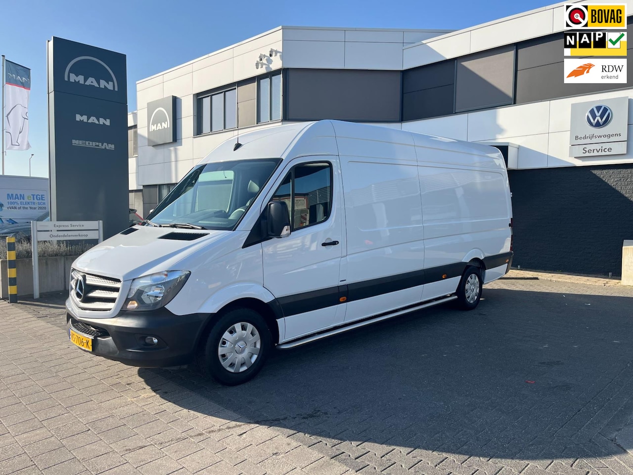 Mercedes-Benz Sprinter - 316 automaat met oprijplaten - AutoWereld.nl