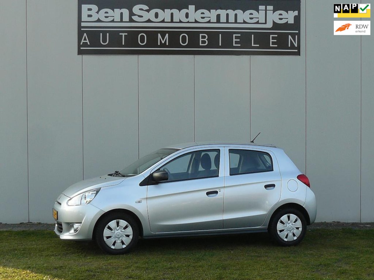 Mitsubishi Space Star - 1.0 Entry Airco - AutoWereld.nl
