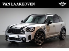 MINI Countryman - Cooper SE ALL4 Automaat / Panoramadak / Achteruitrijcamera / Active Cruise Control / Comfo