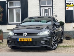 Volkswagen Golf - 1.5 TSI Highline Business R|Camera|Stoel-Stuurverwarming|